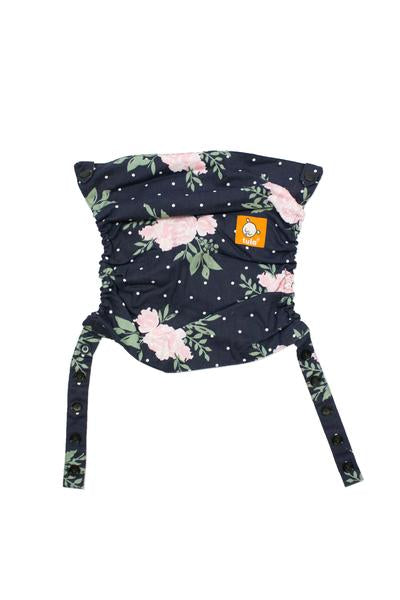 Tula Free-to-Grow ja Half Buckle Hood Blossom.