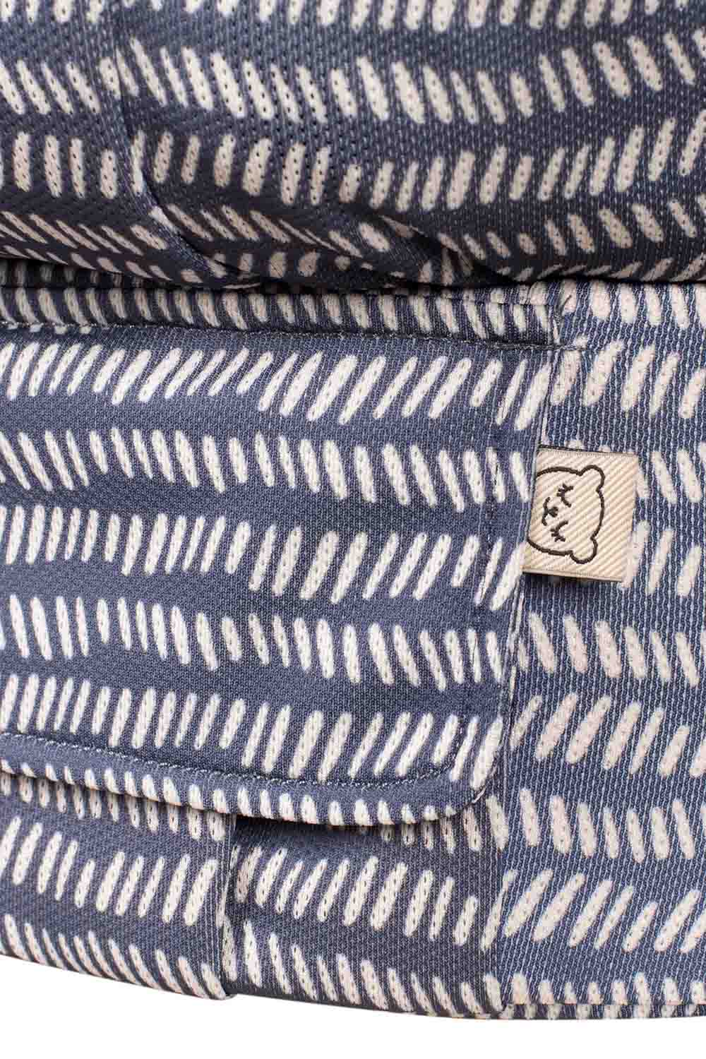 Beyond - Nosidełko dziecięce Mesh Explore