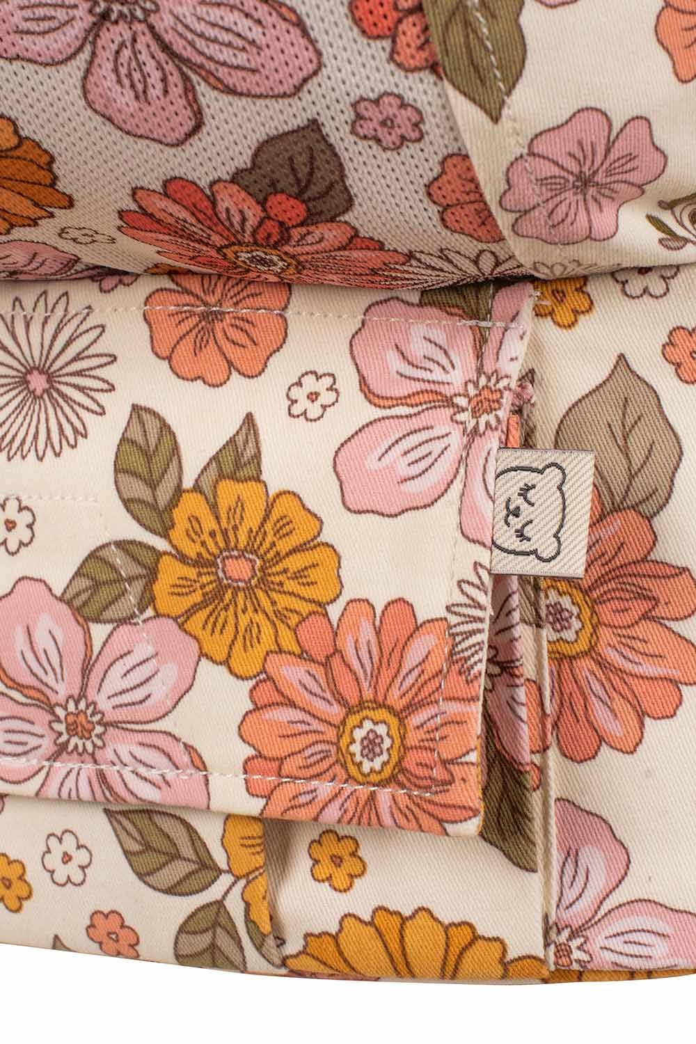 Nosidełko Dolly - Mesh Free-to-Grow Baby Carrier - zbliżenie kieszeni