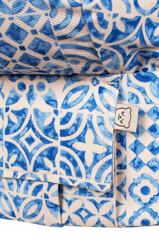 Tile -Porta-bebés de malha Free-to-Grow